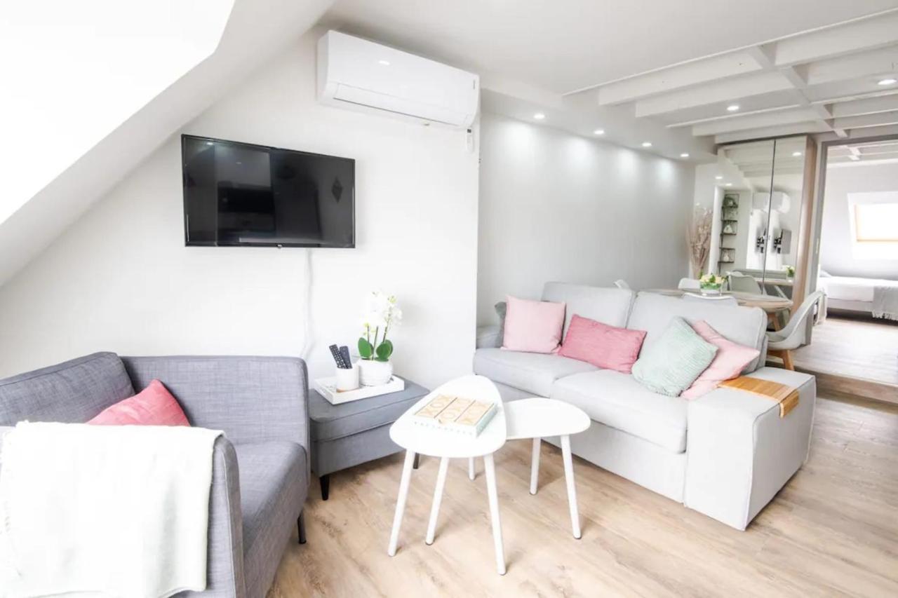 Comfortable Air-Conditioned T3 In The Heart Of Amboise With Parking Space Exterior photo